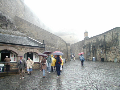 Click to see edinburgh7.JPG